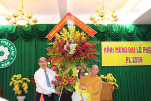 VFF President extends Vesak greetings to Vietnam Buddhists